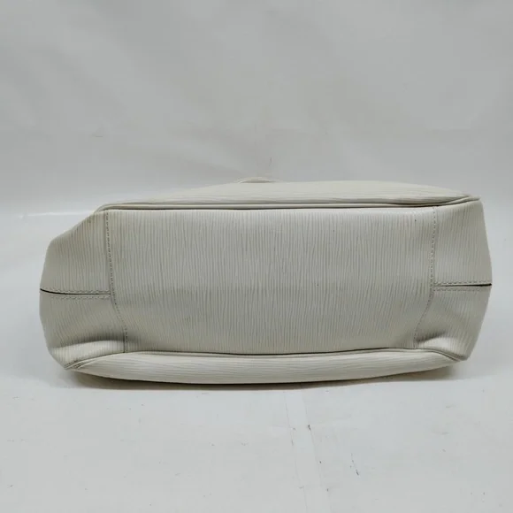 Louis Vuitton Tote Passi GM - Picture 5 of 9